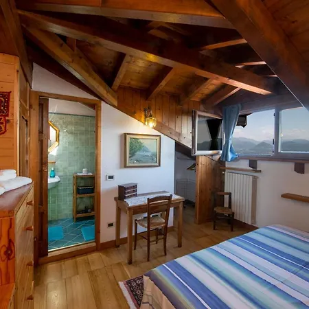 La Casa Di Monica E Luciano Casa de Férias Stresa