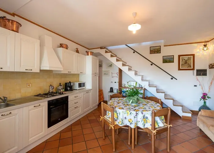 La Casa Di Monica E Luciano Дом отдыха